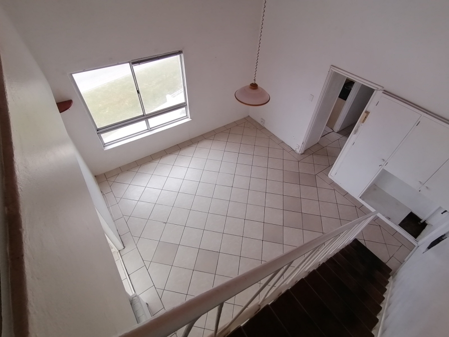 To Let 1 Bedroom Property for Rent in Summerstrand Eastern Cape